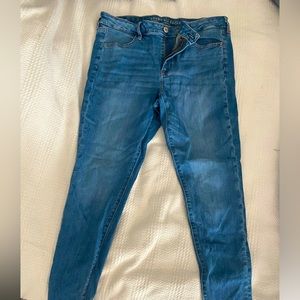 American Eagle jeans. Gently worn. Mid Rise. Skinny. Size 16. Medium wash